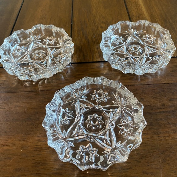 Set of 3 Vintage Crystal Cut Glass Ash Trays - Picture 4 of 11